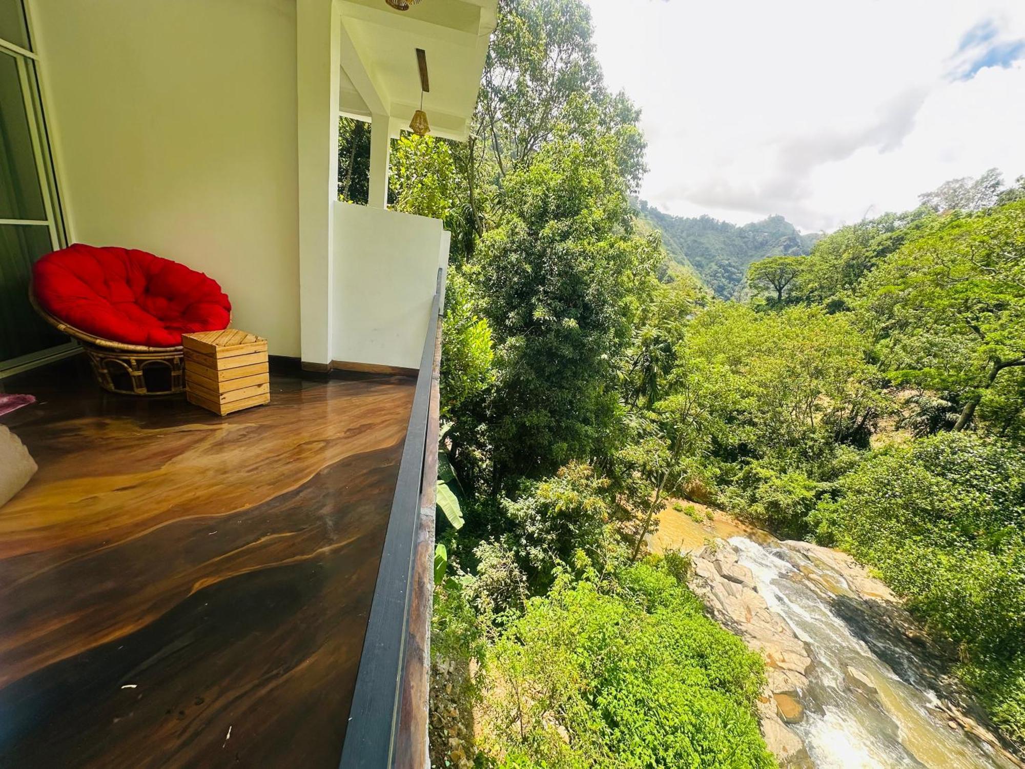 River Splendour Home Stay Ella Eksteriør billede